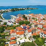 Dobrila * Sukošan