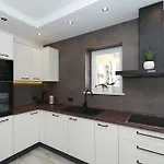 Vila Dobrila *