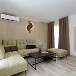 Dobrila Vila