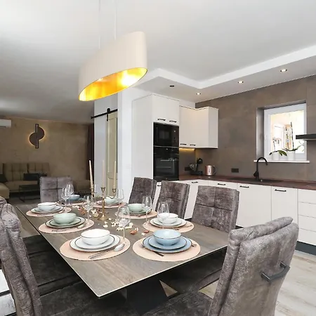 Villa Dobrila Sukošan