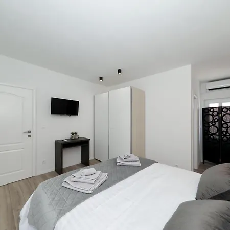 Dobrila Villa Sukošan