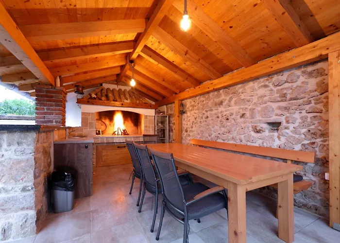 Dobrila Вилла *