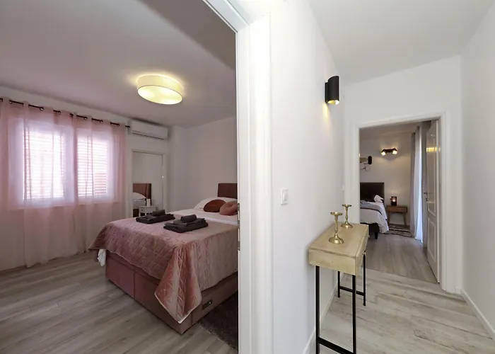 Dobrila Вилла *