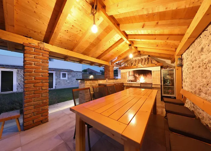 Вилла Dobrila Сукошан